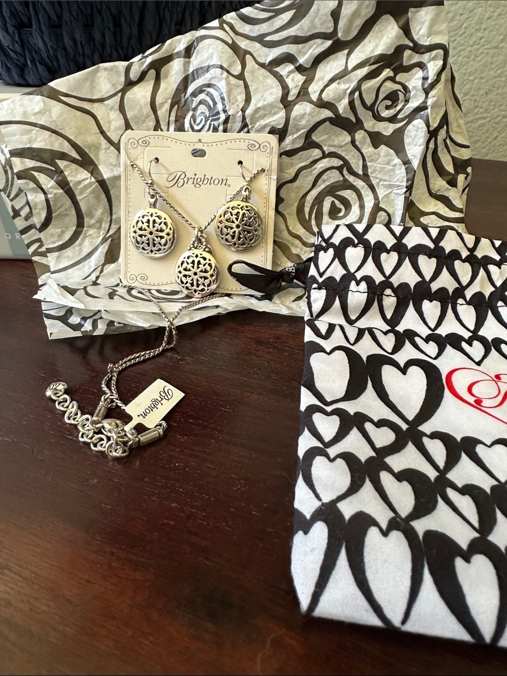 Brighton Ferrara Silver Filigree Round Pendant Necklace and Earrings Set - Picture 4 of 4